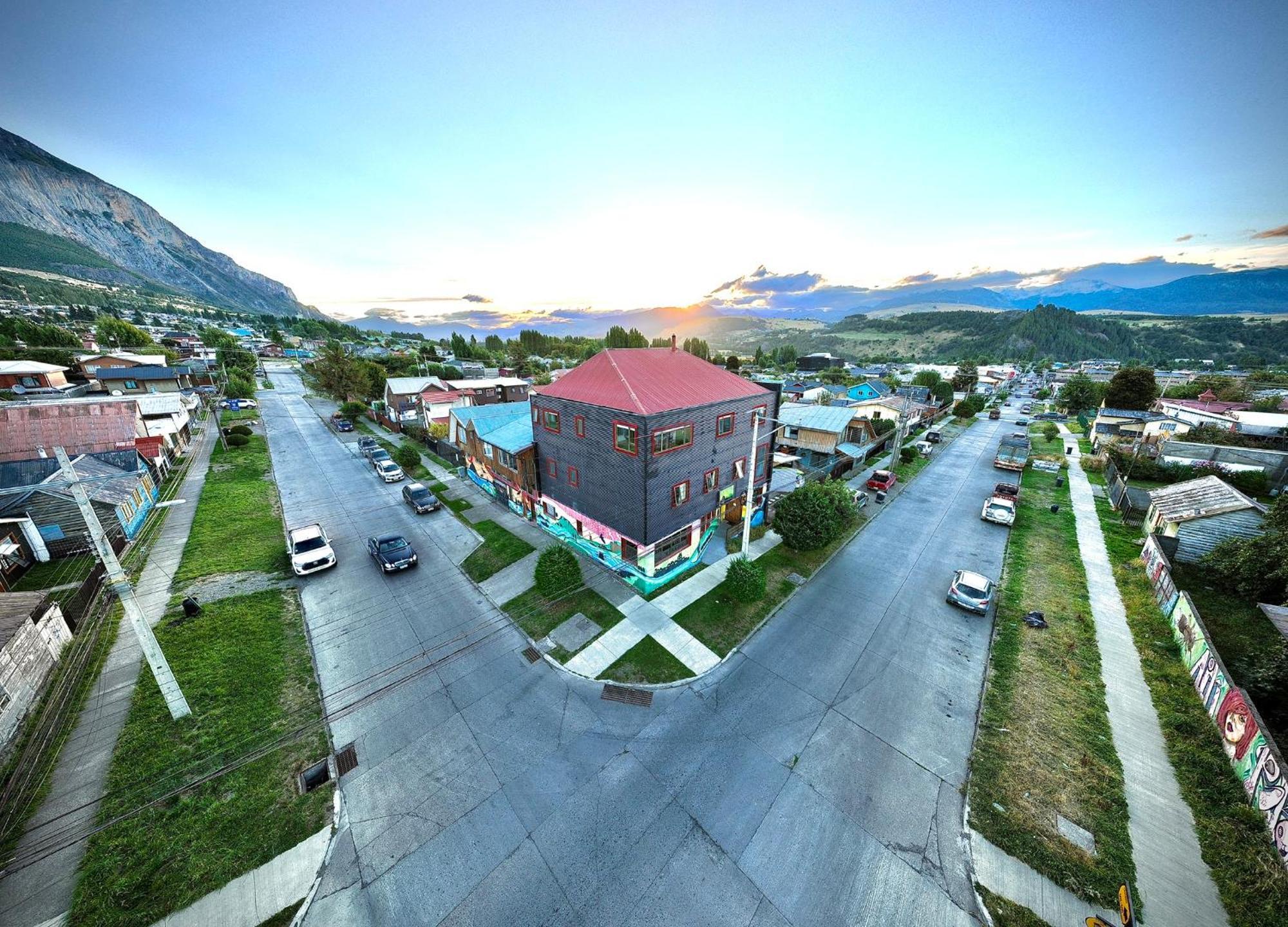 Hostal Esquina Patagonica Coyhaique Ngoại thất bức ảnh