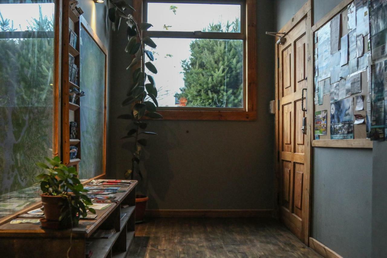 Hostal Esquina Patagonica Coyhaique Ngoại thất bức ảnh